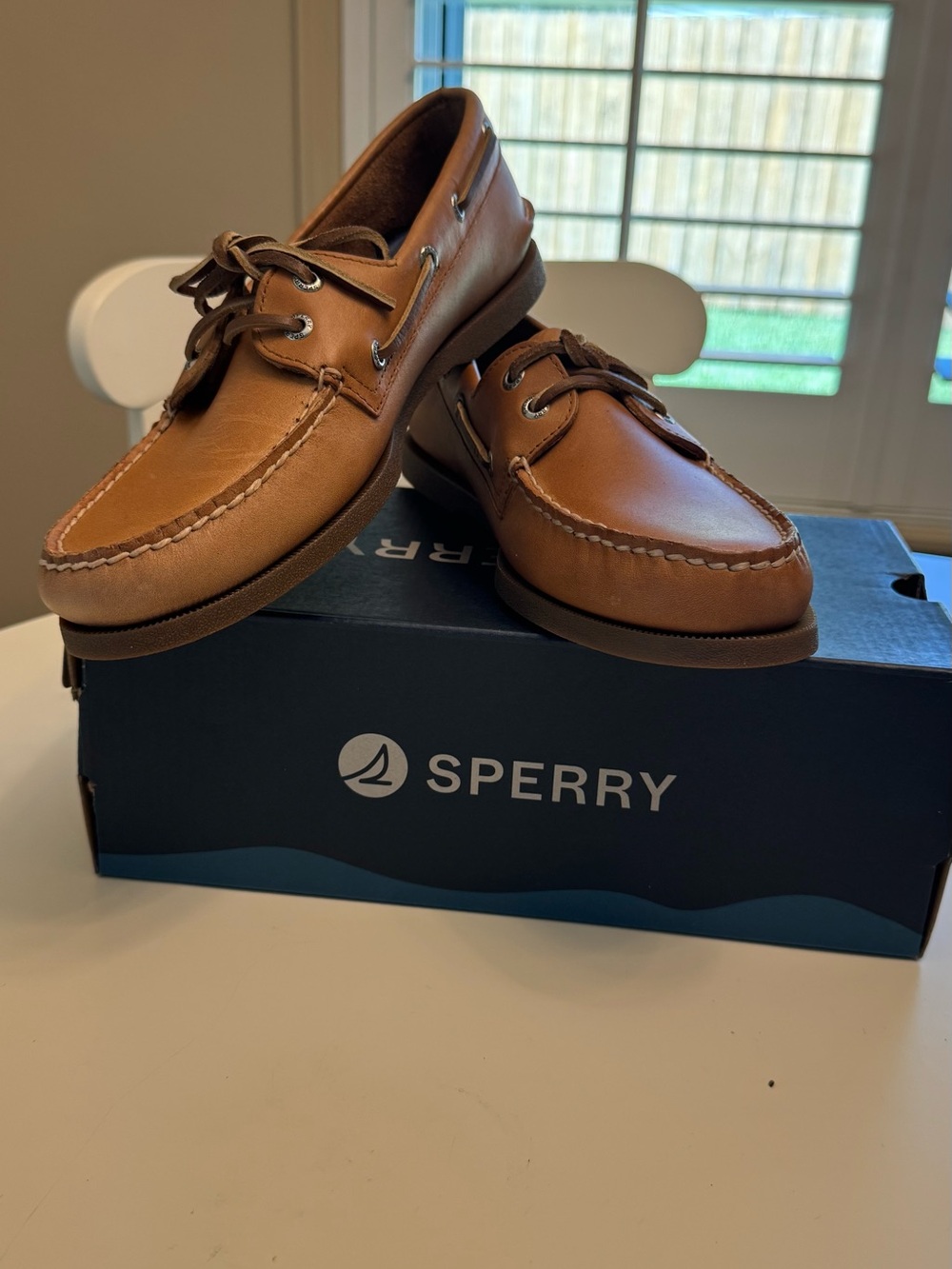 Sperry Men's Sahara Leather Boat Shoes